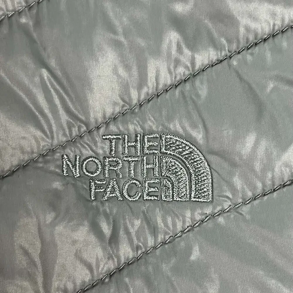The North Face Womens M Quilted Insulated‎ Jacket Gray Fitted Outdoor